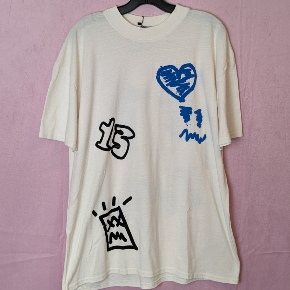 Boohoo Man Oversized Graffiti Graphic Short Sleeve Tee in Ecru size Small